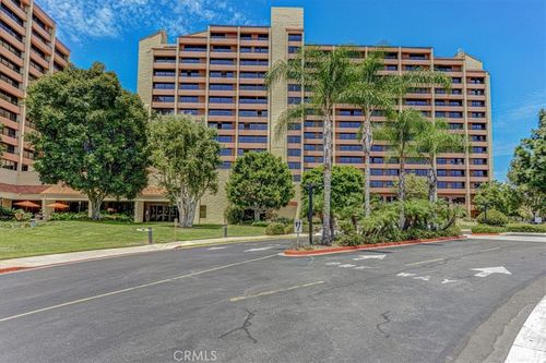 562-24055 Paseo Del Lago, Laguna Woods, CA, 92637-2624 | Card Image