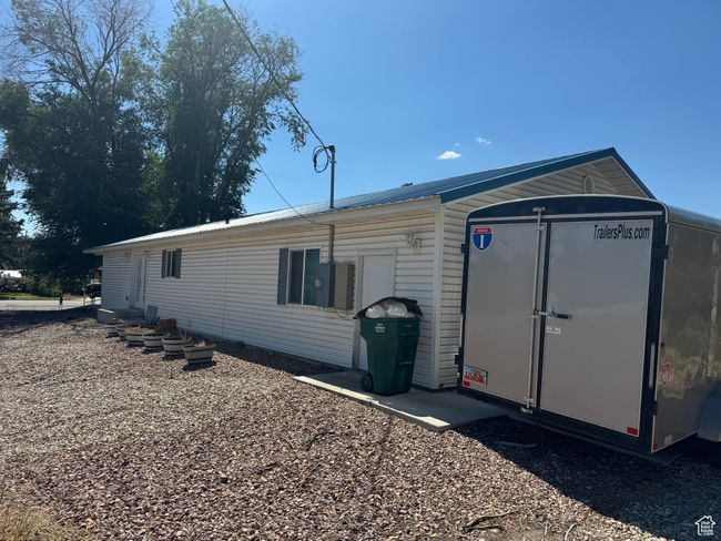 side view | Image 17