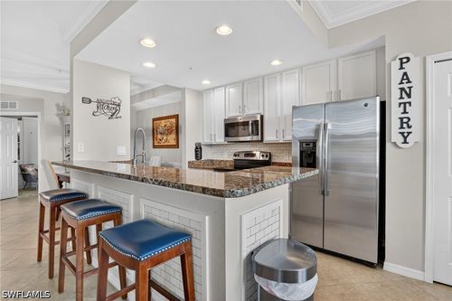 unit-2014-9513 Avellino Way, NAPLES, FL, 34113-8236 | Card Image