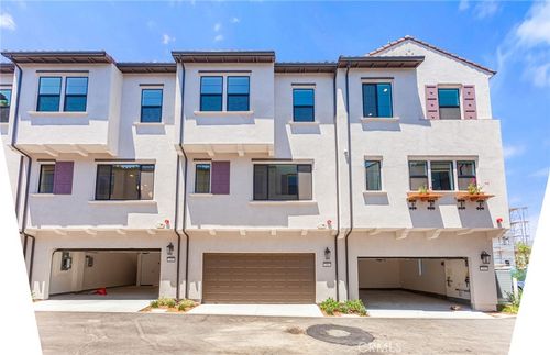 150 Bradley Pl, Los Angeles, CA, 90056 | Card Image