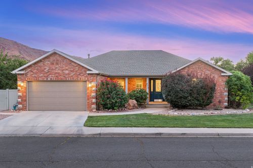 517 Kiva Dr, Moab, UT, 84532-3044 | Card Image