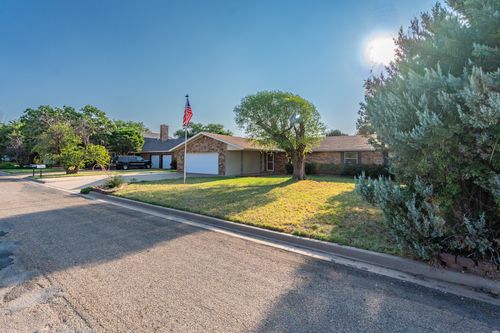 1505 Lexington, Clovis, NM, 88101 | Card Image