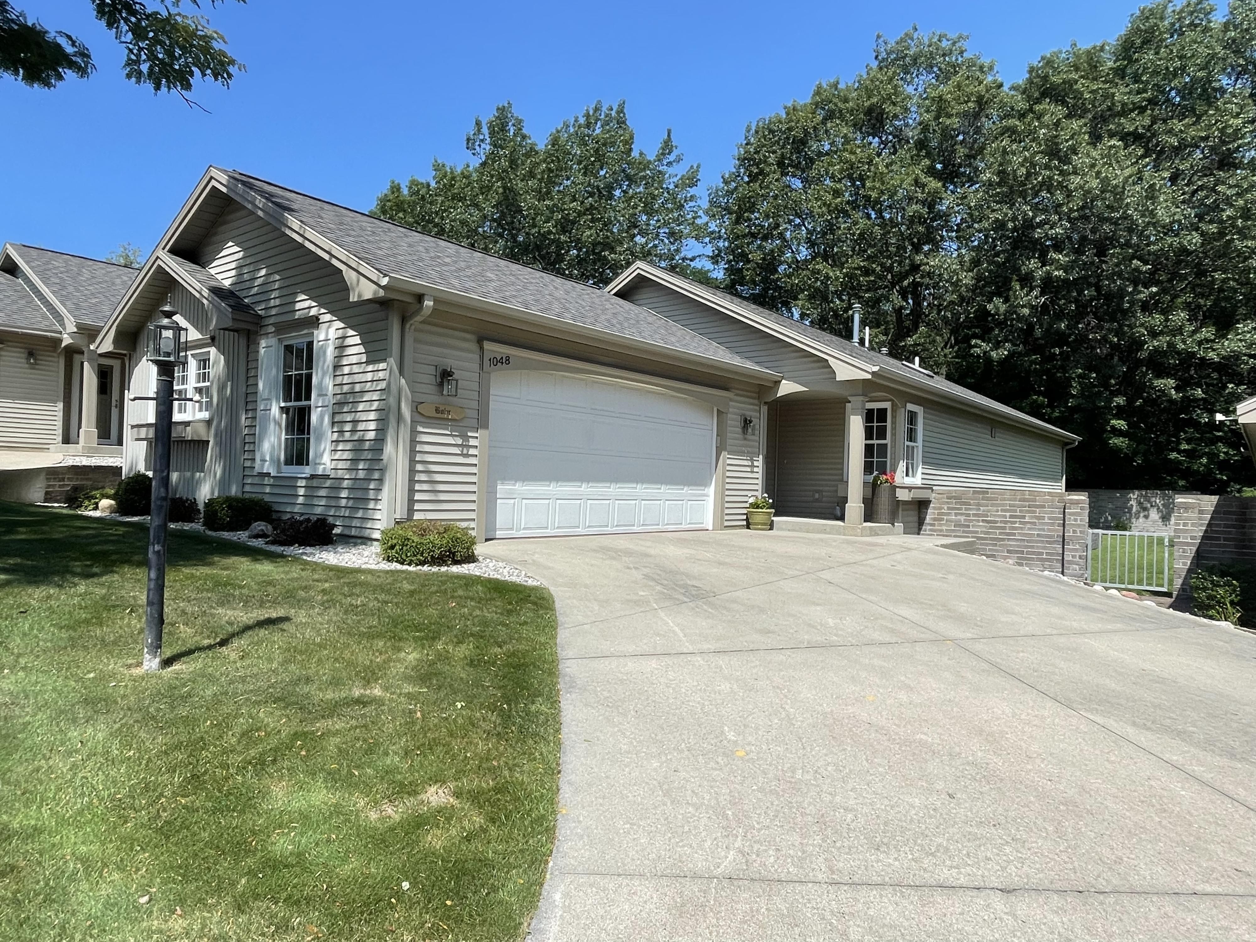 Hemingway Ln, Traverse City, MI 49686