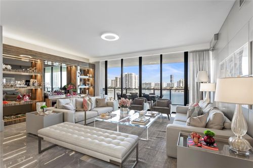 602-5500 Island Estates Dr, Aventura, FL, 33160-5197 | Card Image