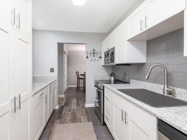 6423 Colony Way Apt 1C Kitchen 5.jpg | Image 6