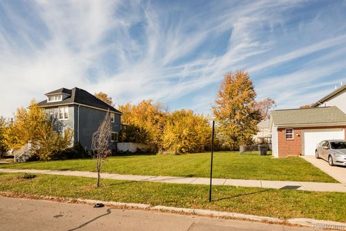 545 Alger St, Detroit, MI, 48202-2105 | Card Image