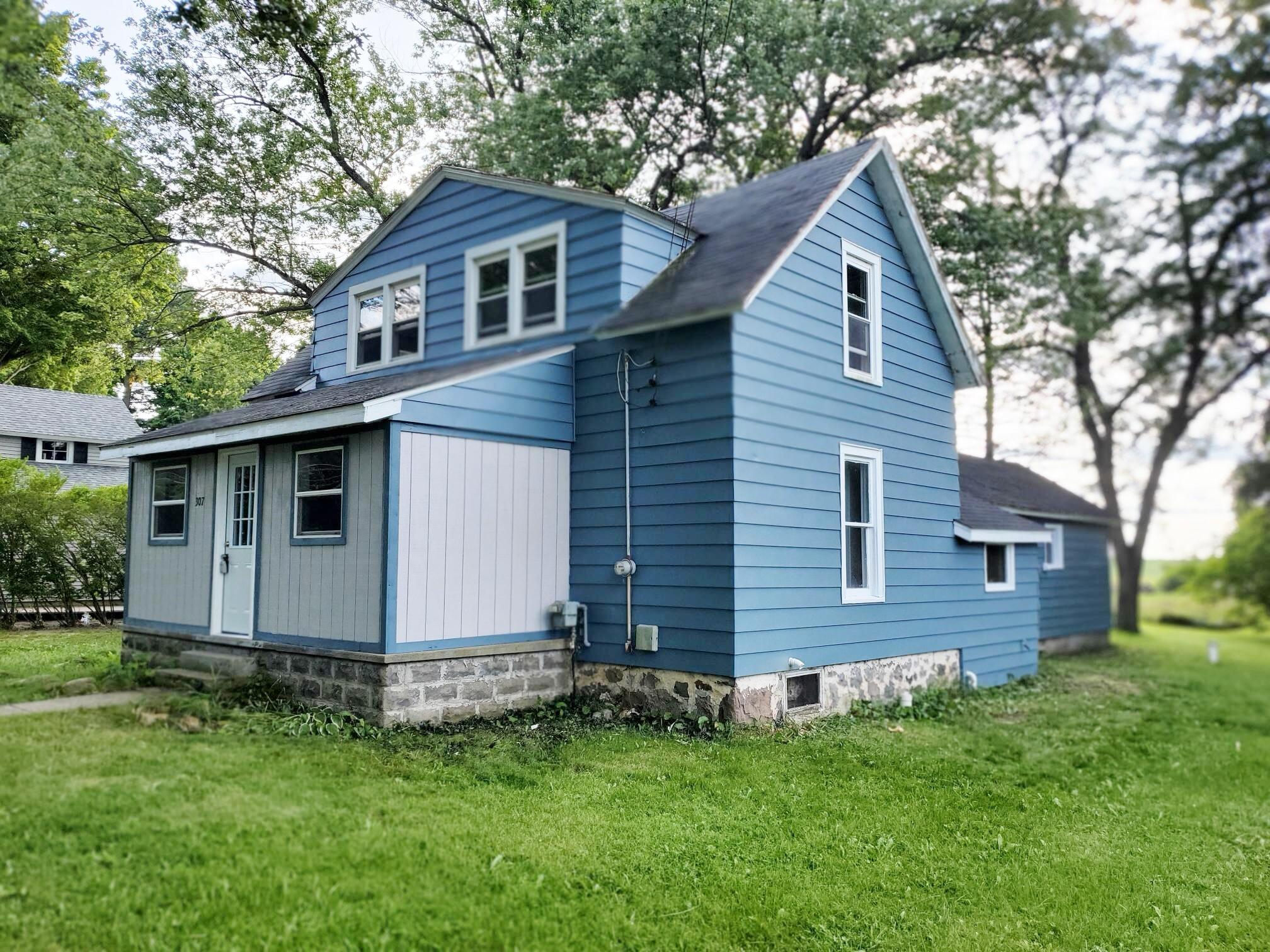 Main St, Woodland, MI 48897