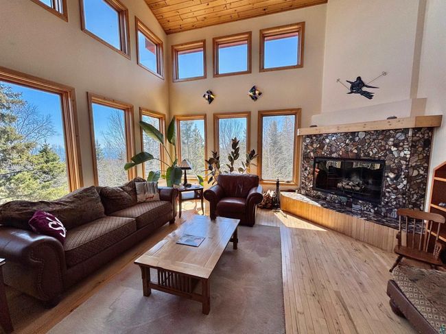 11 Wildflower Ln, House other with 4 bedrooms, 4 bathrooms and null parking in Lutsen MN | Image 9