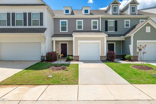 41 Willow Green Dr, Clayton, NC, 27527-8623 | Card Image