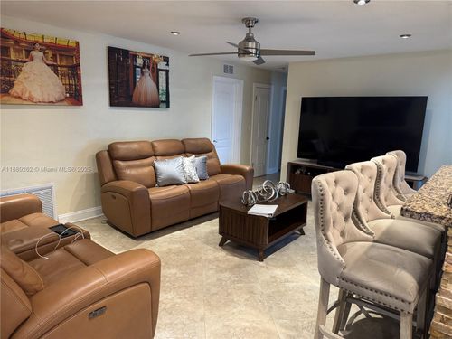 0-18565 Sw 295th Ter, Homestead, FL, 33030-2435 | Card Image