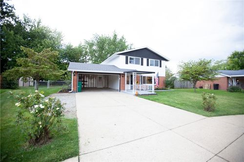 6 Danzig Ln, Fairborn, OH, 45324-1801 | Card Image