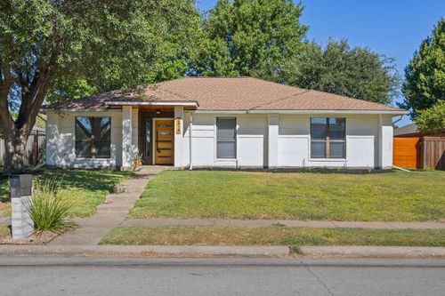 2417 Idlewood Dr, Garland, TX, 75040-8836 | Card Image