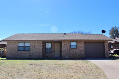 2709 Wilds St, San Angelo, TX, 76905-4280 | Card Image