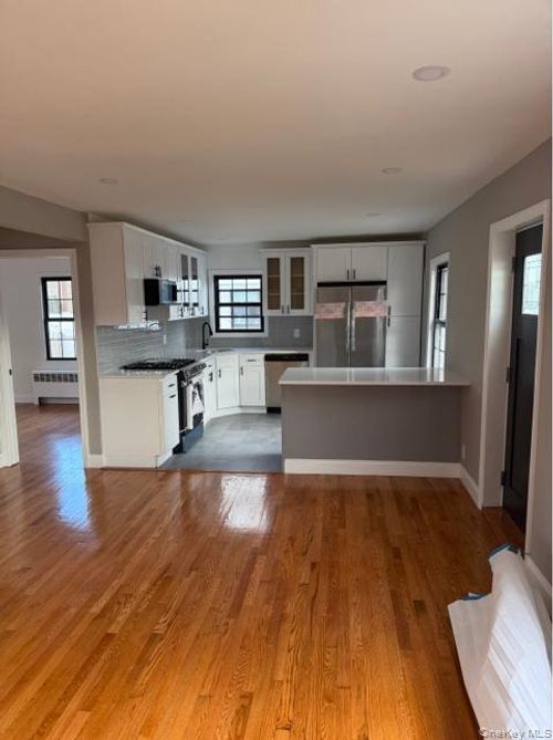 1709 Camp Ave, N Merrick, NY, 11566-2542 | Card Image