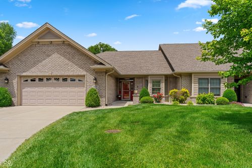 4090 Naples Dr, Columbus, IN, 47203-8365 | Card Image