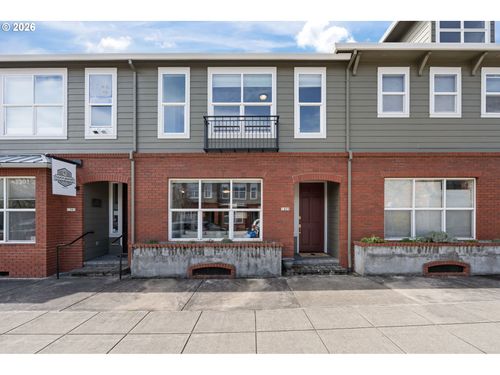 1405 Ne Village St, Fairview, OR, 97024-3820 | Card Image