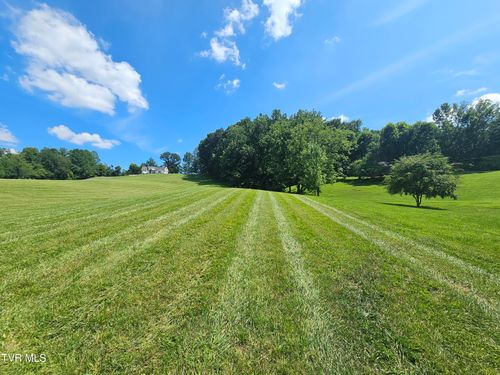 215 Hales Rd, Jonesborough, TN, 37659-4639 | Card Image