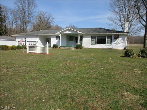 7724 Stanhope Kelloggsville Rd, Williamsfield, OH, 44093-9707 | Card Image