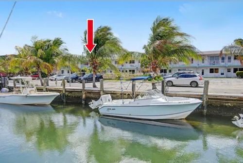 12a-3232 Canal Dr, Pompano Beach, FL, 33062-3300 | Card Image