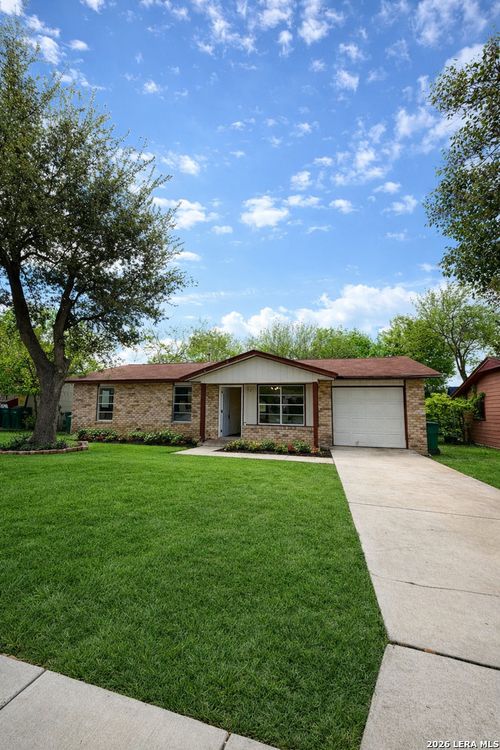 324 Deborah, Converse, TX, 78109 | Card Image