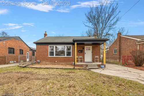 24658 Roanoke Ave, Oak Park, MI, 48237-1870 | Card Image