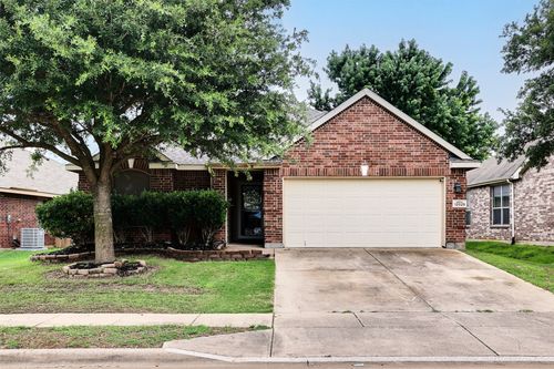 12025 Rowsley Ln, Burleson, TX, 76028-0253 | Card Image