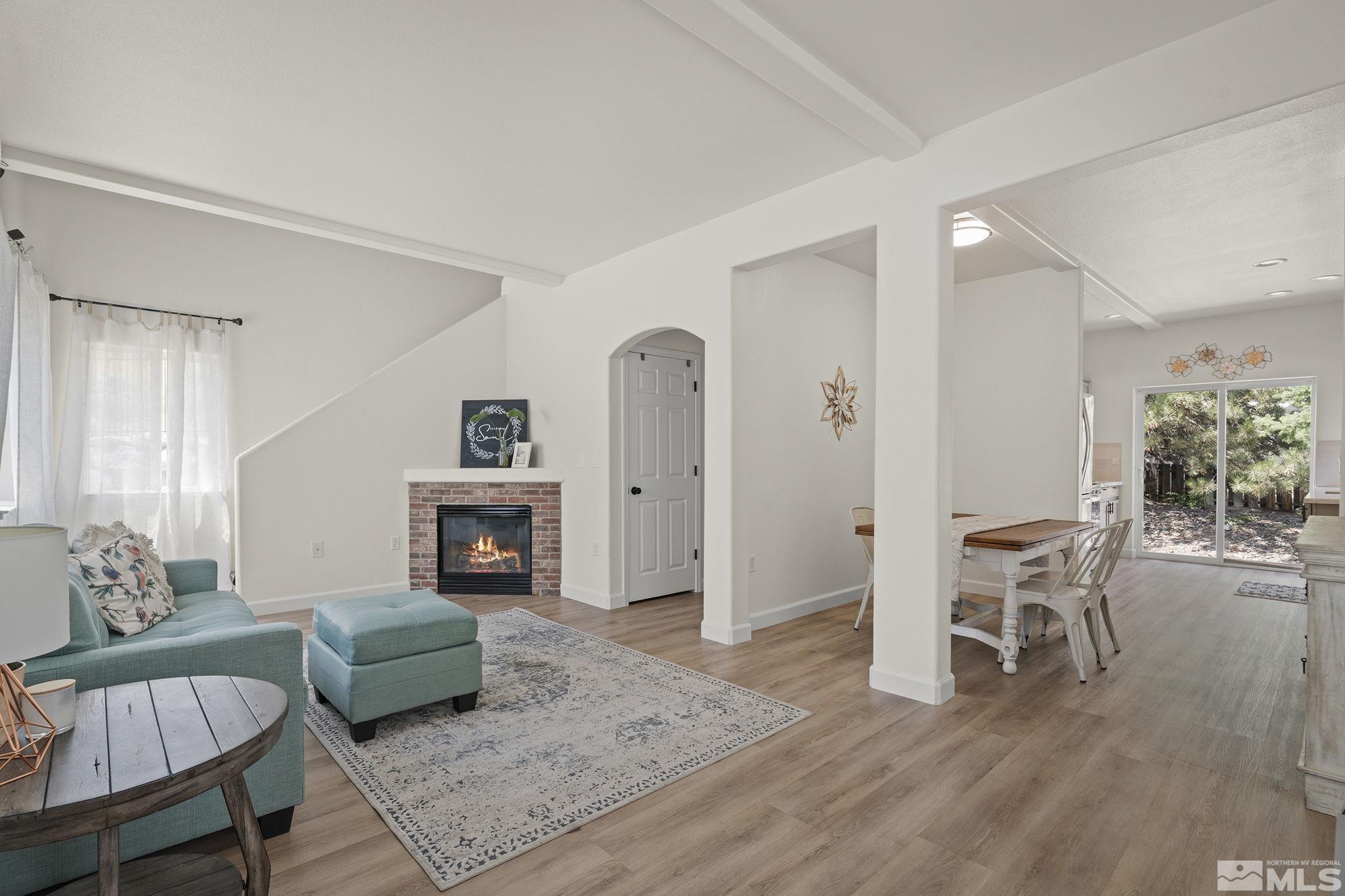 Niblick Dr, Sparks, NV 89431