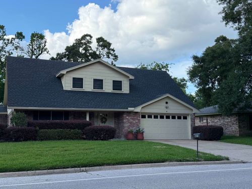 6690 Westgate Dr, Beaumont, TX, 77706-4231 | Card Image