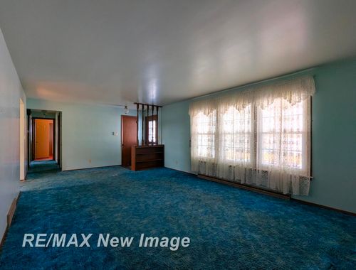 5502 King Rd, Bridgeport, MI, 48722-9738 | Card Image