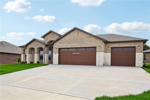 8435 Pickering St, Shawnee, KS, 66227-3111 | Card Image