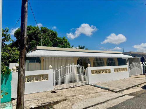 15 Calle Caoba, JUNCOS, PR, 00777 | Card Image