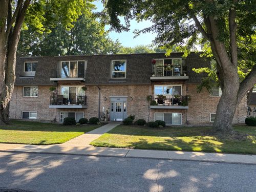 87-203 Provincial Ct, Saginaw, MI, 48638-6137 | Card Image