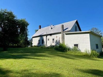 1579 West Main Street, House other with 3 bedrooms, 1 bathrooms and null parking in Concord VT | Image 3