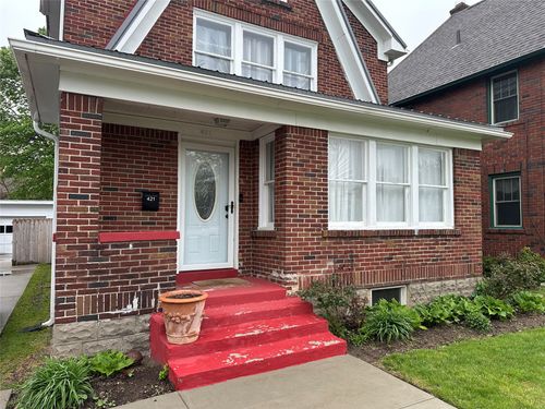 421 Beverly Dr, Erie, PA, 16505-2207 | Card Image