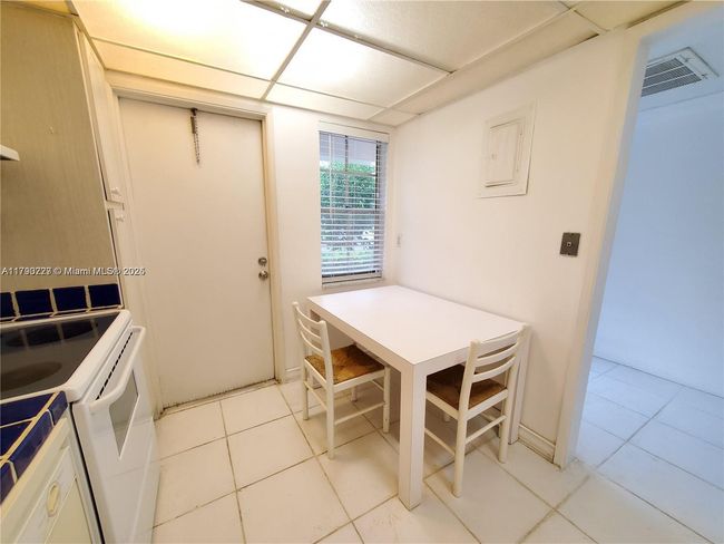 APT-108 - 2900 N Palm Aire Dr, Condo with 1 bedrooms, 2 bathrooms and null parking in Pompano Beach FL | Image 11