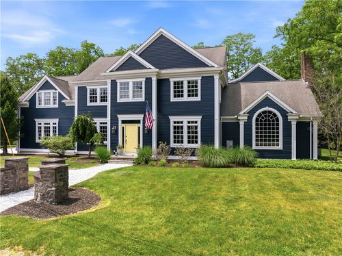 198 Poppasquash Rd, Bristol, RI, 02809-1004 | Card Image