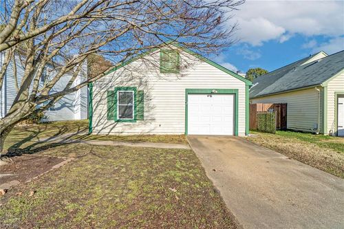 5352 Chatham Hall Dr, Virginia Beach, VA, 23464-5429 | Card Image