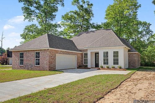21036 April Ln, Livingston, LA, 70754-6345 | Card Image