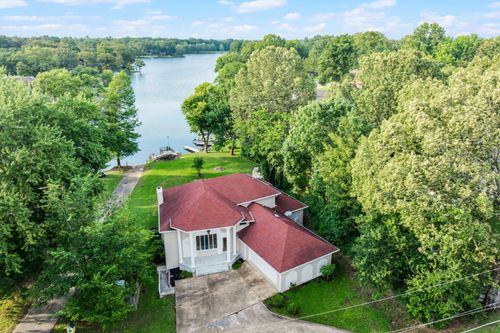 9606 Blue Spruce Dr, Lakeland, TN, 38002-9361 | Card Image