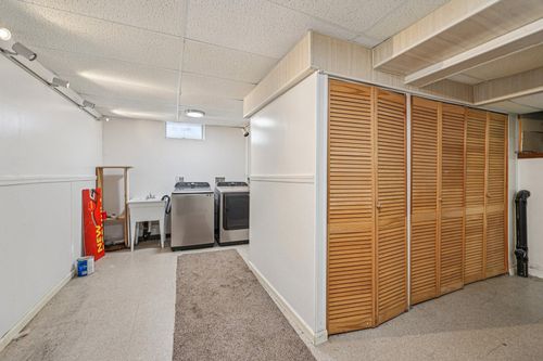 330 E 152nd St, Burnsville, MN, 55306-5008 | Card Image