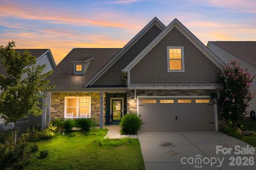 219 Canada Dr, Statesville, NC, 28677-9814 | Card Image