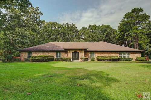 27 Holly Ridge Dr, Texarkana, TX, 75503-1105 | Card Image