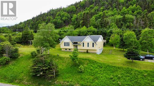 33 Tableland Dr, Birchy Head, NL, A0K1K0 | Card Image