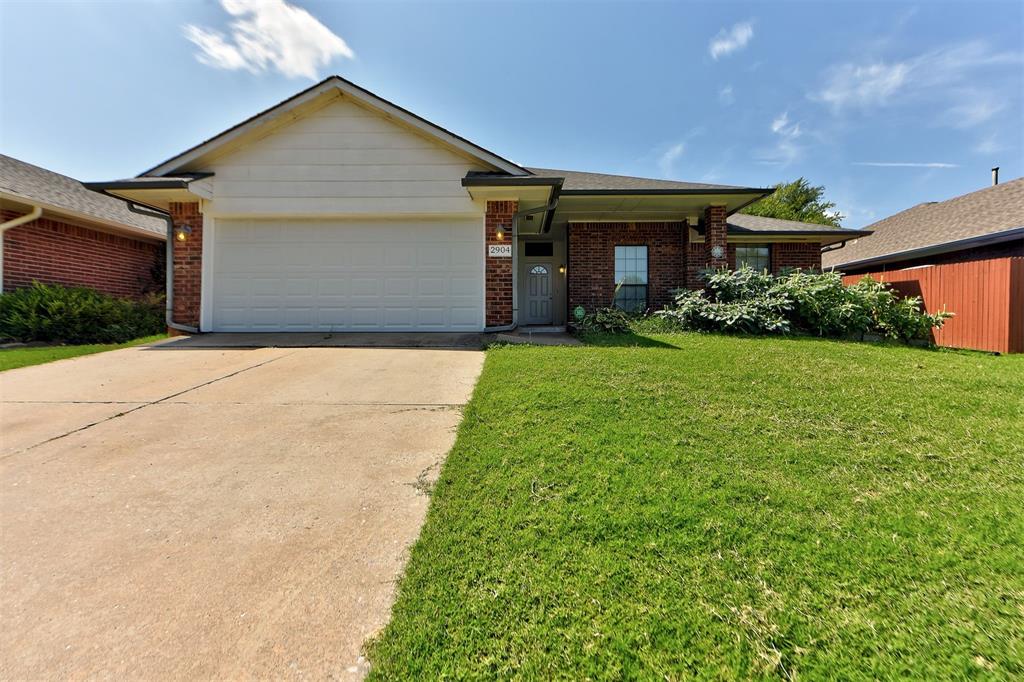 Edinburg Dr, Norman, OK 73071