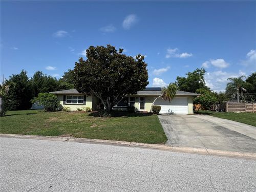 2323 Alpine Ave, SARASOTA, FL, 34239-4117 | Card Image