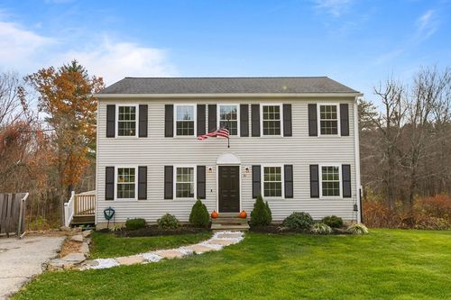41 Willow Ln, Southbridge, MA, 01550-2114 | Card Image