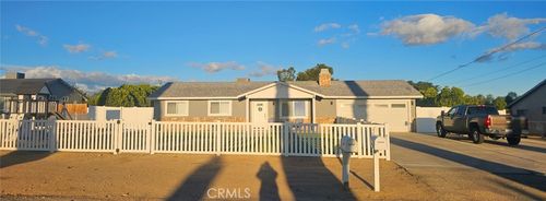 10292 Kern, Hesperia, CA, 92345 | Card Image