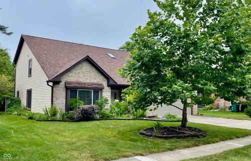 7410 Crickwood Pl, Indianapolis, IN, 46268-4761 | Card Image