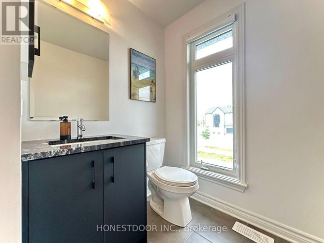665 Cordelette Cir, Townhouse with 3 bedrooms, 3 bathrooms and 4 parking in Orleans ON | Image 5