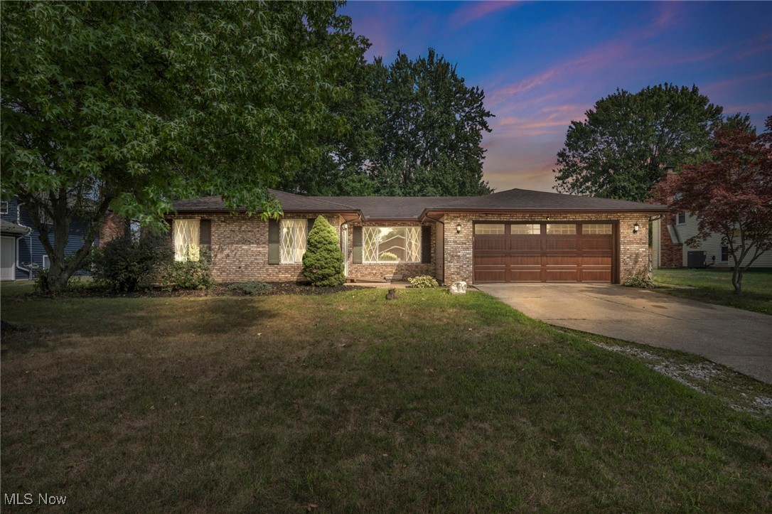Opal St, North Ridgeville, OH 44039